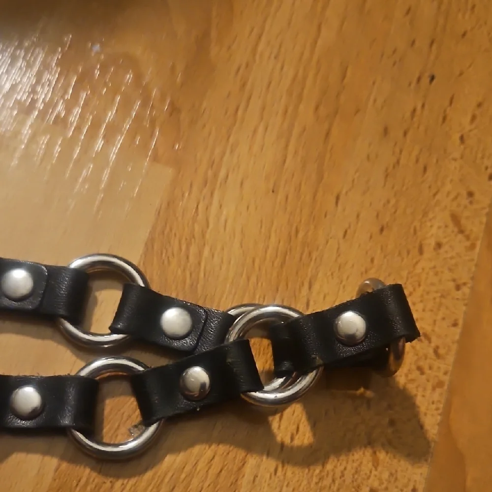 Vintage Black and Silver Chain Belt - Picture 4 of 6